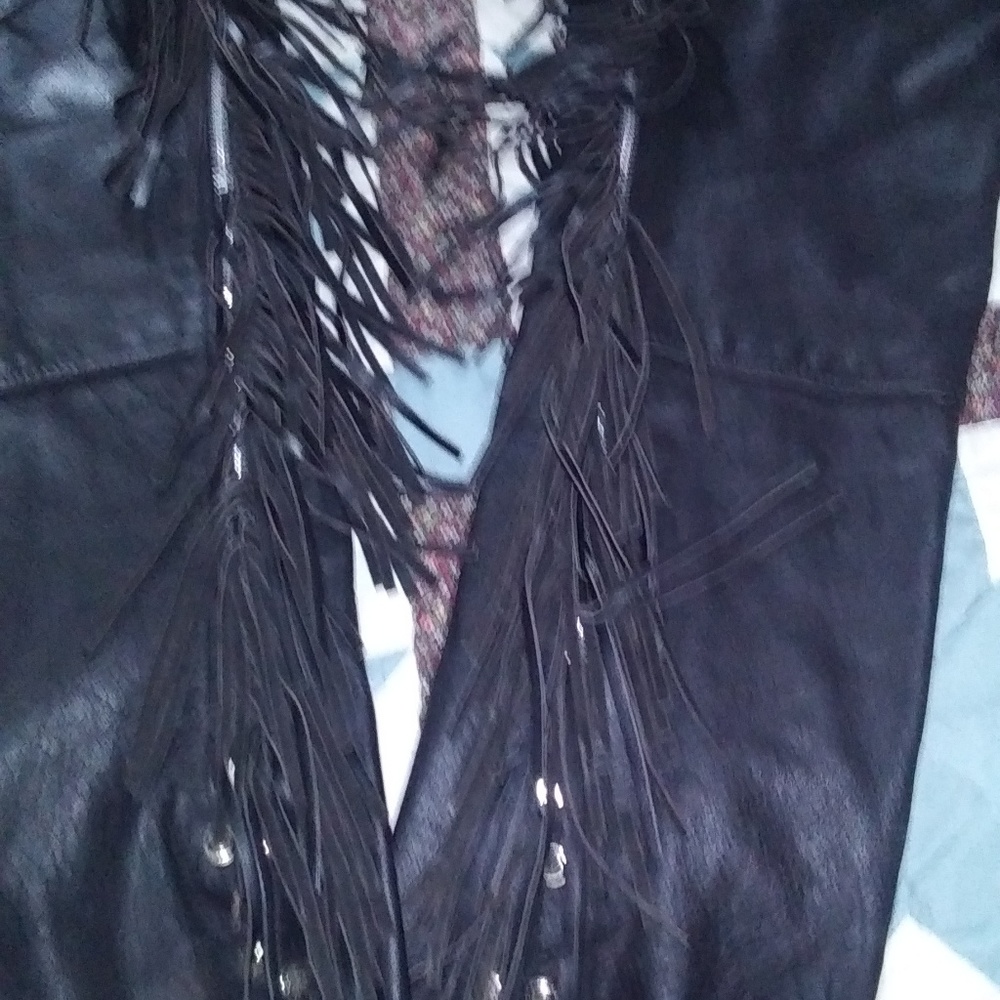 LEATHER FRINGE CHAPS